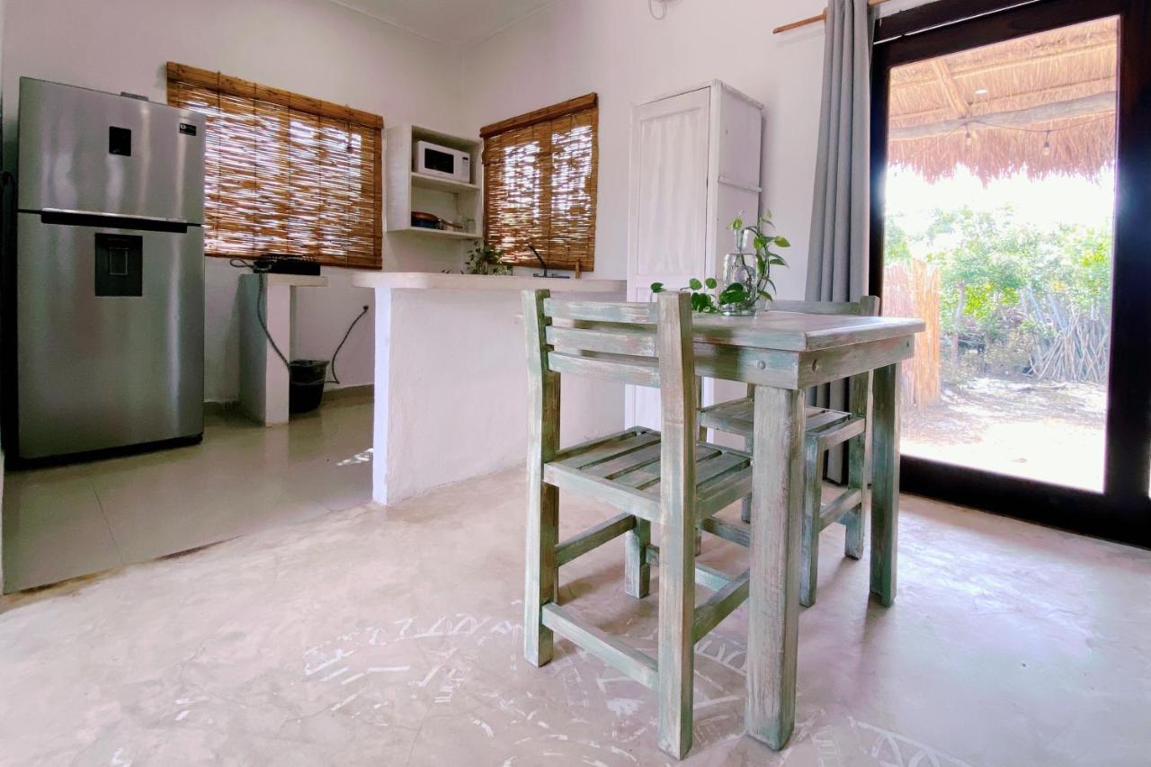 Villa Casa Gonza By Holbox Rents Extérieur photo